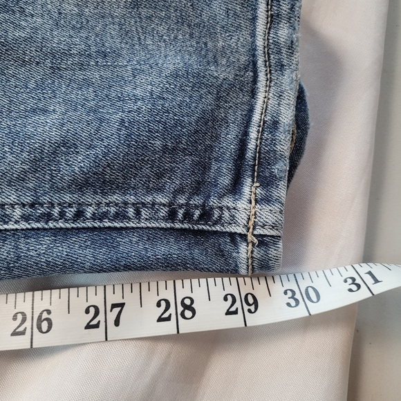 Maurice's Highrise Boyfriend Distressed Tapered Jeans Women's Size 4 Buttonfly - Picture 14 of 15